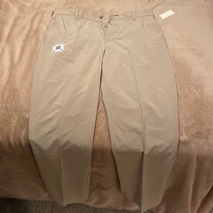BRAND NEW Tan IZOD Golf Pants (36x32)